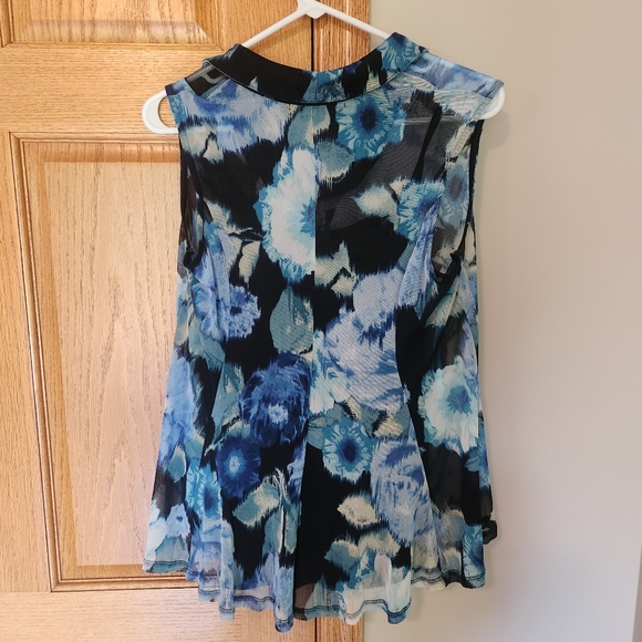 Roz & Ali Tank - Picture 5 of 9